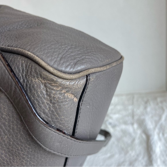 Kate Spade Gray Bag With Snake pattern . - Picture 7 of 17